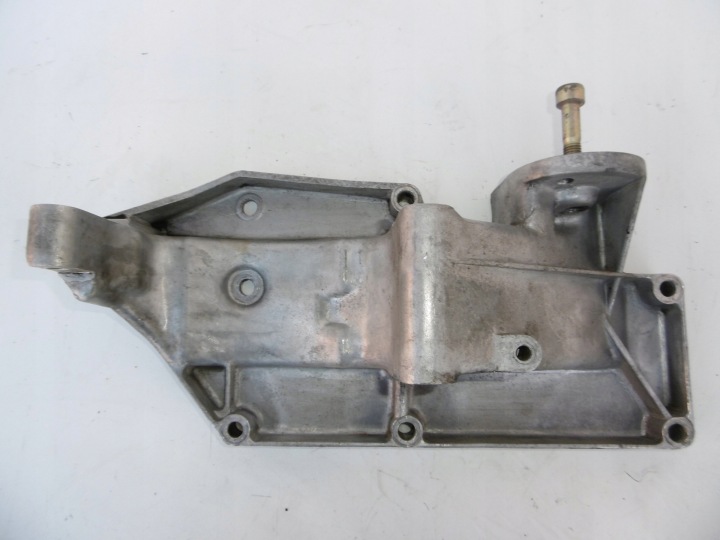 Console Support moteur plaque montage GAZELLE GAZ 2.1 TD STEYR