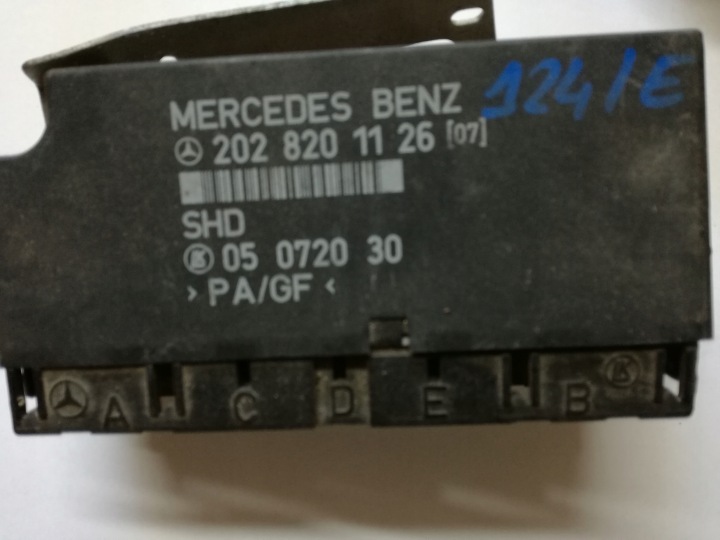 module computer MERCEDES W202 2028201126