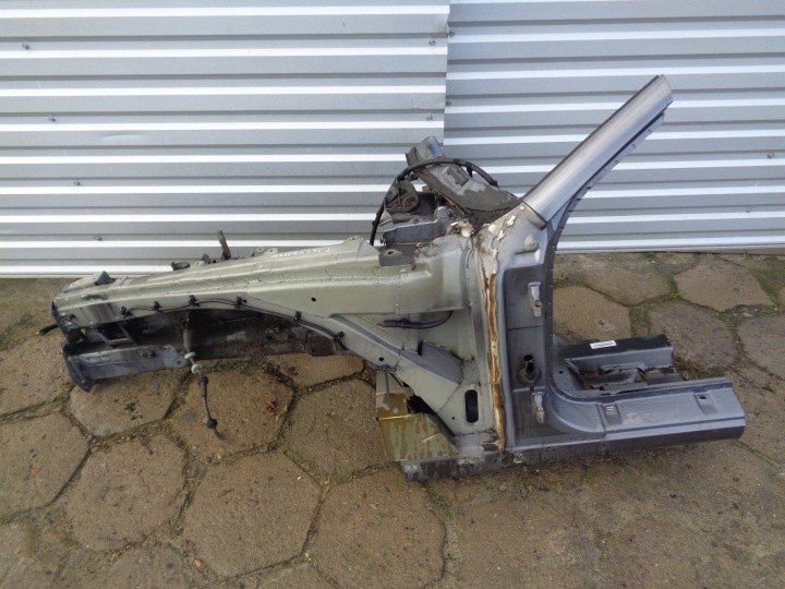 quarter front front quarter right left MASERATI QUATTROPORTE V