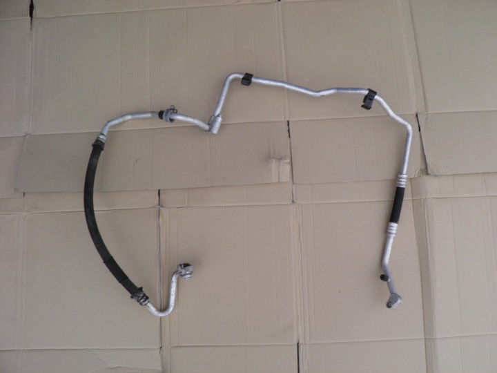 VW T5 TRANSPORTER 2.5TDI CONDUIT PIECES TUYAUX CLIMATISATEUR AIR CONDITIONNÉ