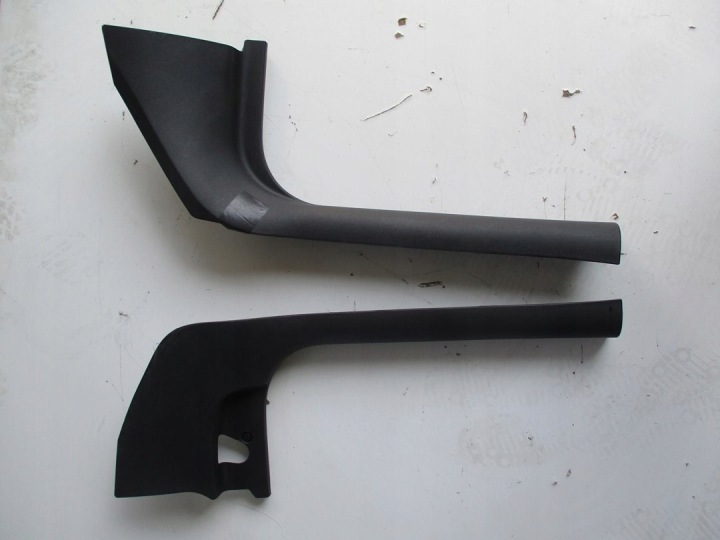 PLASTIQUE HABILLAGE REVÊTEMENT PANNEAU INTÉRIEUR PORTE JUPE SKODA OCTAVIA 5E9 LIFT 17R