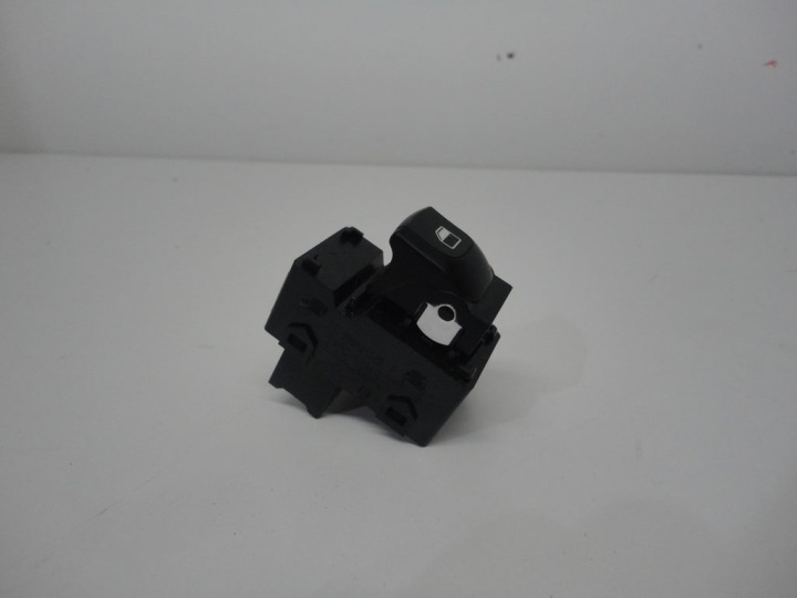 KIA PICANTO III Pulsante VETRO finestrini 93575-G6500 17
