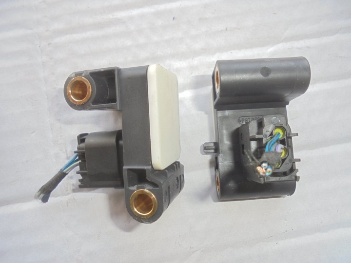 6956485 Sensor SENSOR airbag BMW E90 E91 E92