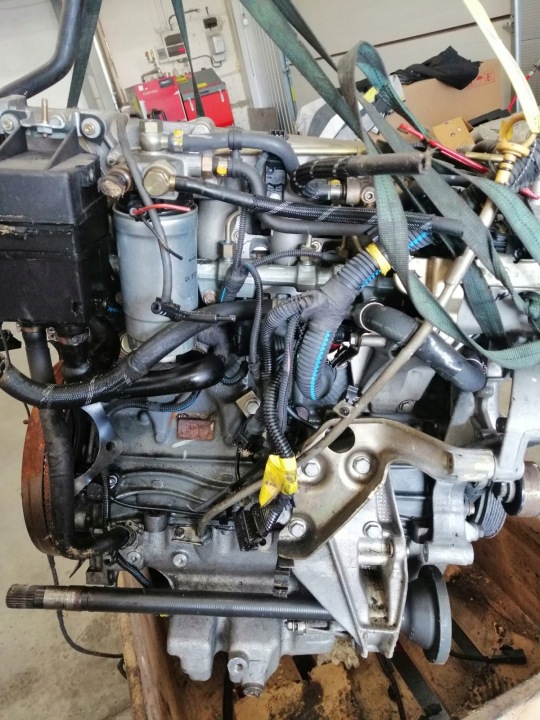 engine FIAT MAREA 2.4 JTD 185A6000 80tys km