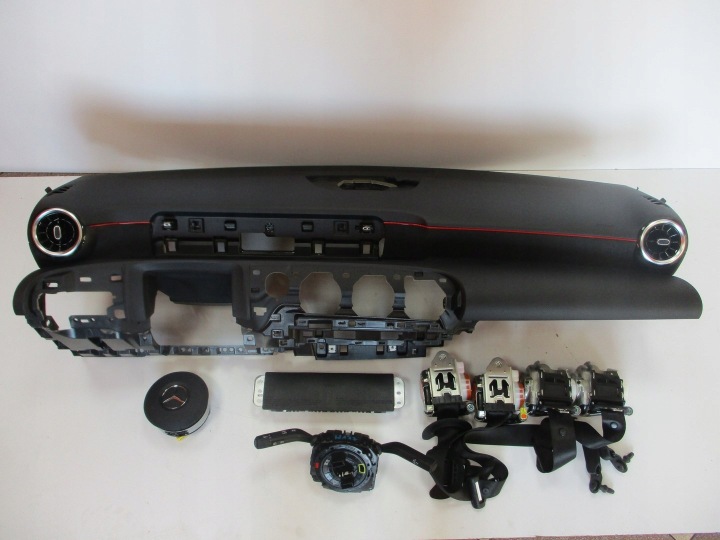 dashboard MERCEDES A KLASA 177 AMG