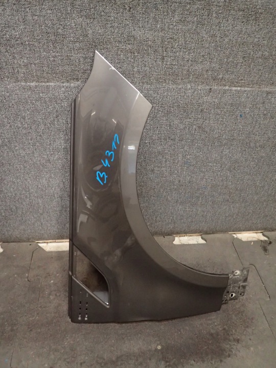FENDER FRONT RIGHT LAND RANGE ROVER SPORT 13