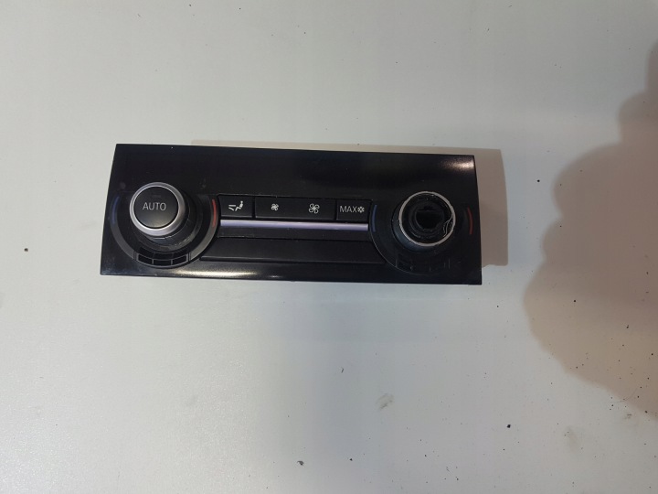 BMW 7 F01 F02 panel air conditioning devices of the air conditioning rear part