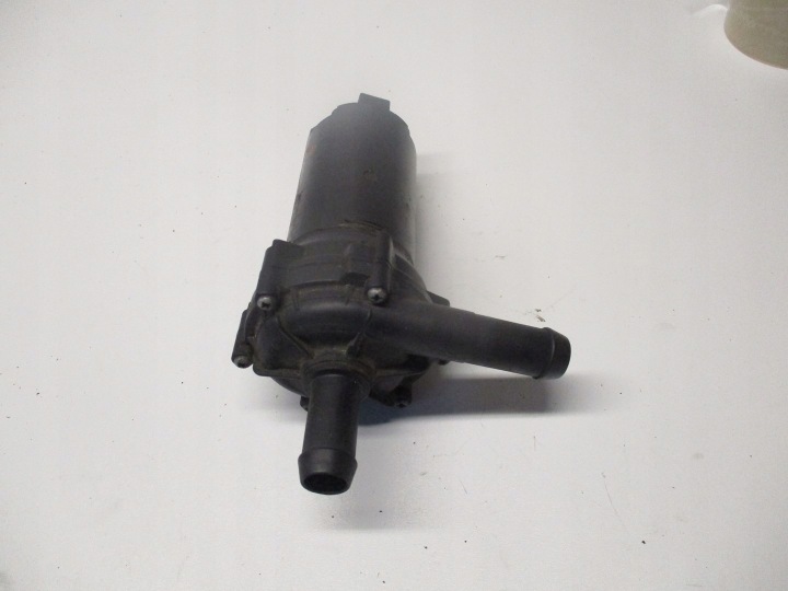 pompa ausiliaria acqua motore F8YH-8501-AA RANGE ROVER SPORT