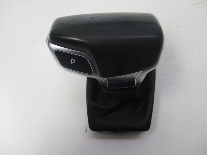 hlavice mechanismus změny převodů Audi A4 8W0