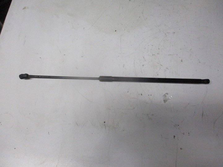 pistoni portellone del cofano MERCEDES GLA 156 1979150490N