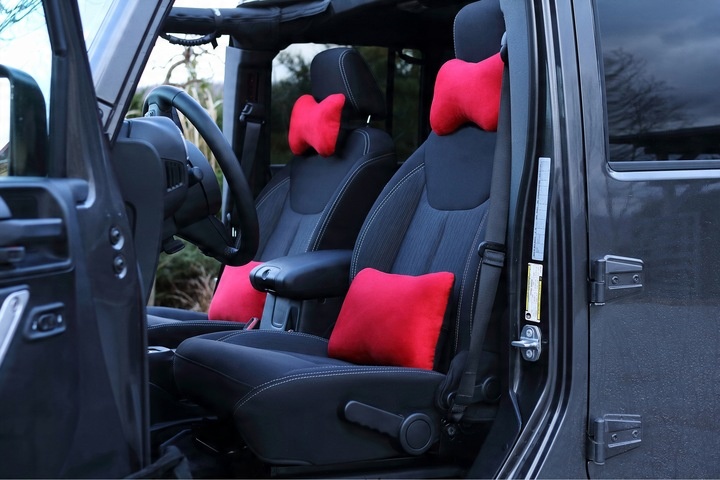 Подушка под подголовник Toyota Auris