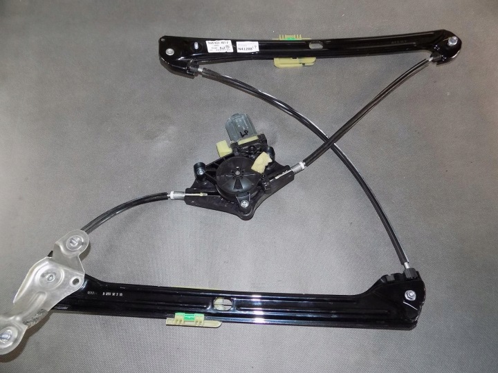 VW GOLF VII mechanizmus ablak bal eleje 5G4837461F