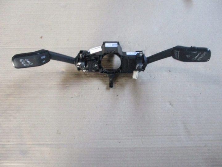 steering wheel lever Vw Golf 5Q0953521P