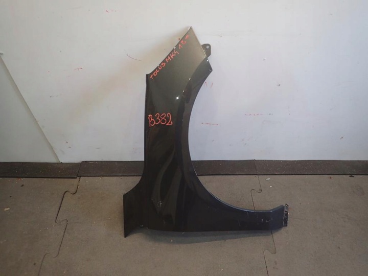 fender front front right FORD FOCUS MK4 18