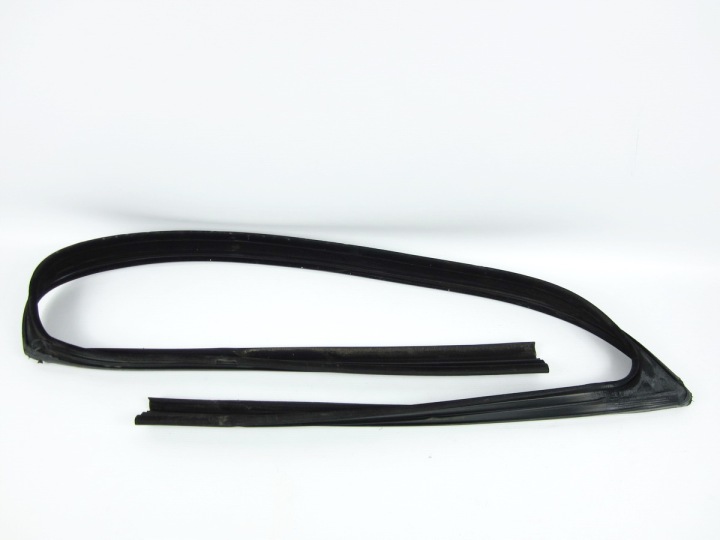 Joint Vitres Portière Avant Droit Mercedes W251