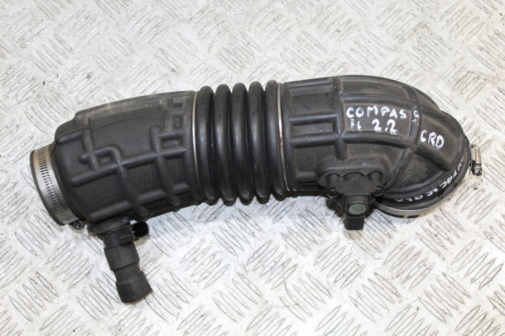 Tuyau d’entrée Intercooler JEEP COMPASS et LIFT 04891962AC