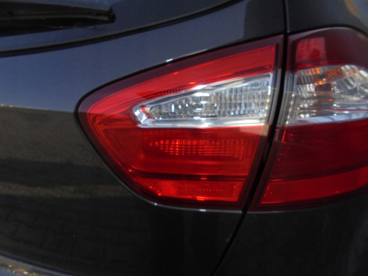 KIA RIO III 3 FEUX PHARE DROIT ARRIÈRE DU CAPOT 11-17R