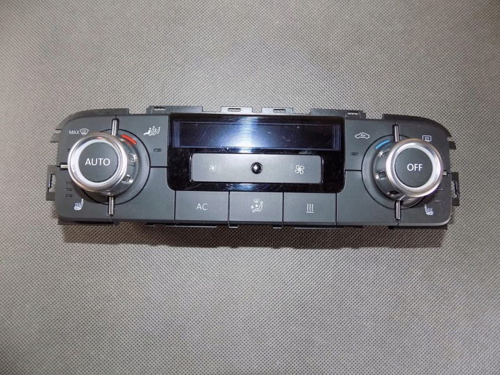 VW TOUAREG 7P prekidač klime 7P6907040Q