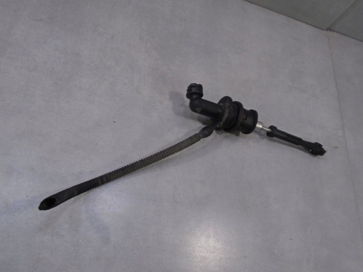 WYSPRZEGLIK Pumpe der Kupplung CITROEN C5 2.0 16V