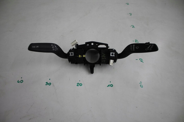 steering wheel levers and controls 8V0953521 AUDI A3 8V 13