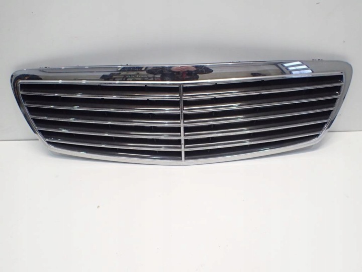 GRILLE/MASQUE MERCEDES E-KLASA W211 02-06
