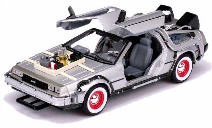 DELOREAN DMC 12 белая