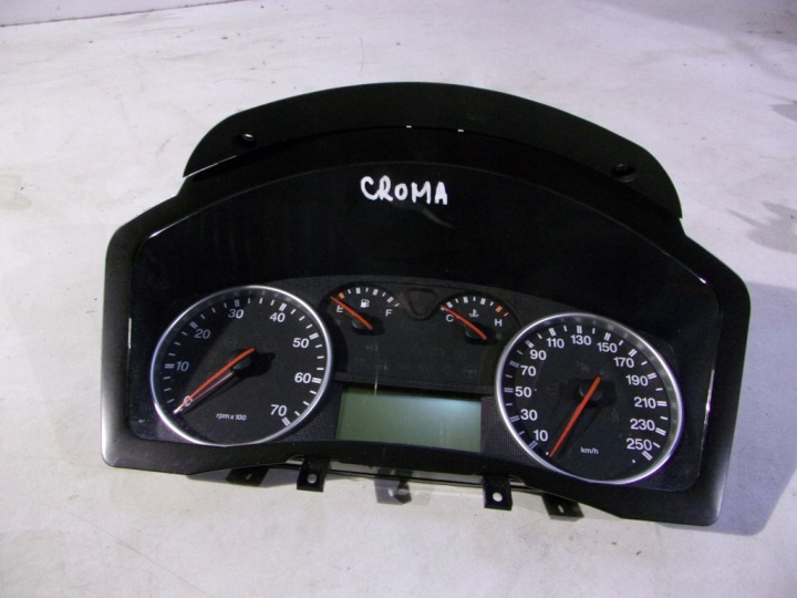 Fiat Croma II 1.9 JTD dials dials