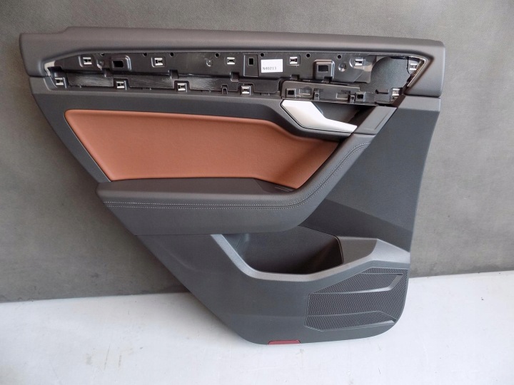 VW TOUAREG III Habillage revêtement panneau intérieur porte Portière Gauche Arrière 760839113