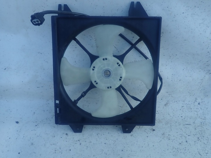 MITSUBISHI GALANT VIII 96-02 2.0 ventilátor OBUDOW