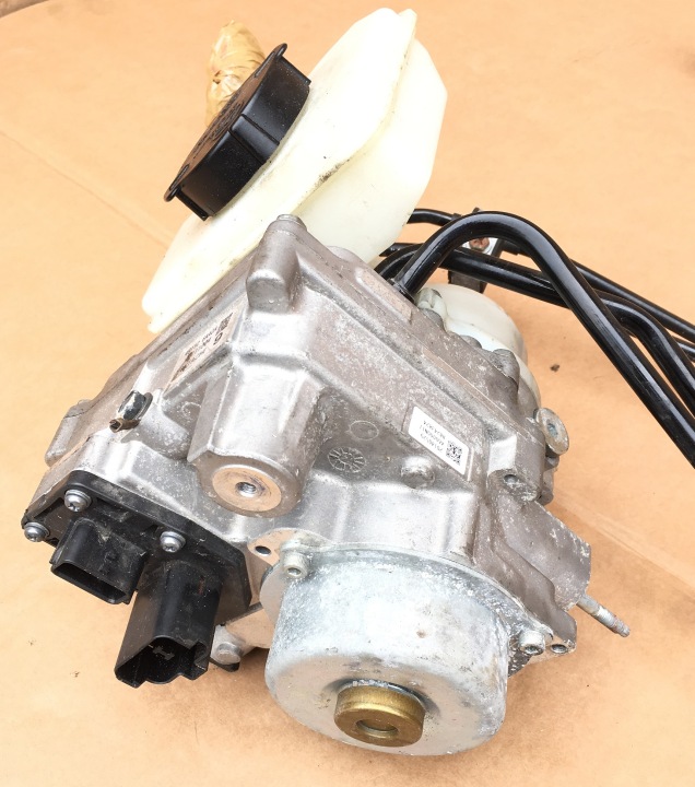 INFINITI Q70 2.2D SERVOFRENO 491106AA0A