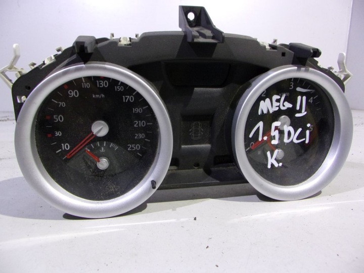 Renault Megane II 1.5 DCi quadro strumenti TACHIMETRO contagiri OROLOGIO