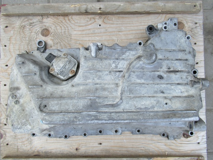 VW T5 2.5 TDI BNZ oil sump 070103603L