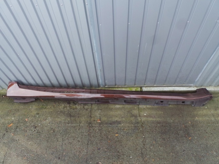 Moulage Jupe Droit Toyota Avensis III T29 15