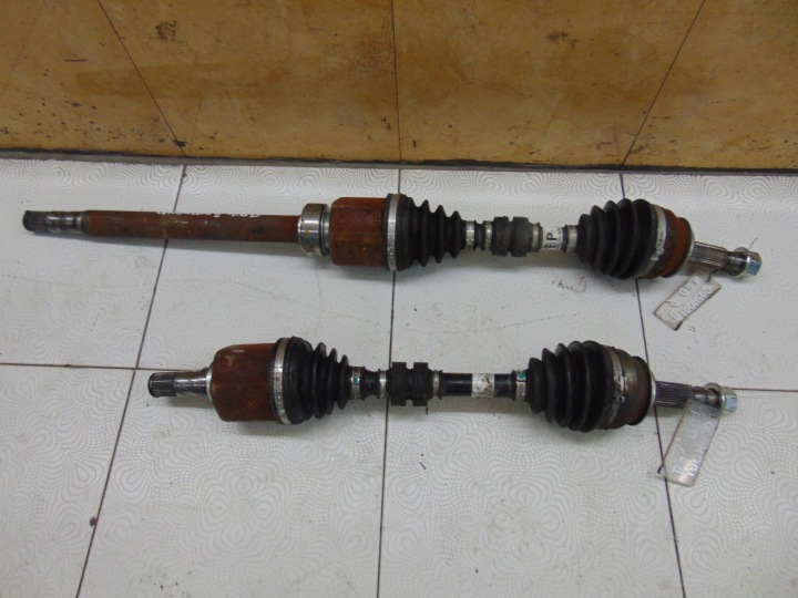 SEMIASSE SINISTRA NISSAN QASHQAI II 2 1.6D