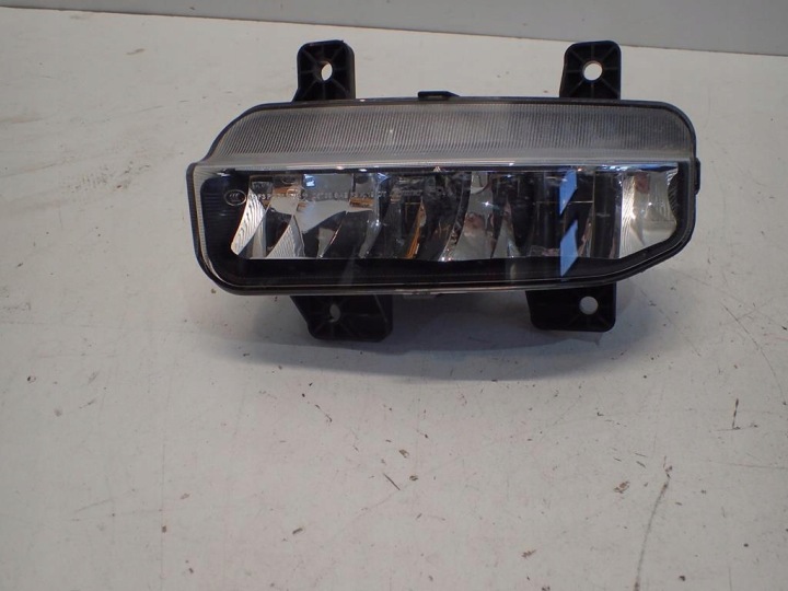 FEUX ANTIBROUILLARD GAUCHE DODGE RAM 1500 19