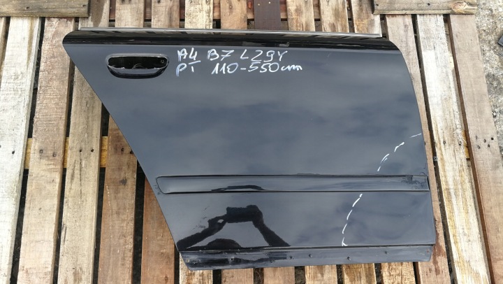PORTIÈRE DROITE ARRIÈRE AUDI A4 B7 LZ9Y 110-550 UM