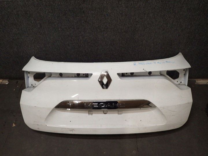 Blende Schutzkappe heckklappe Blende Gehäuse RENAULT MEGANE IV 4 KOMBI 16