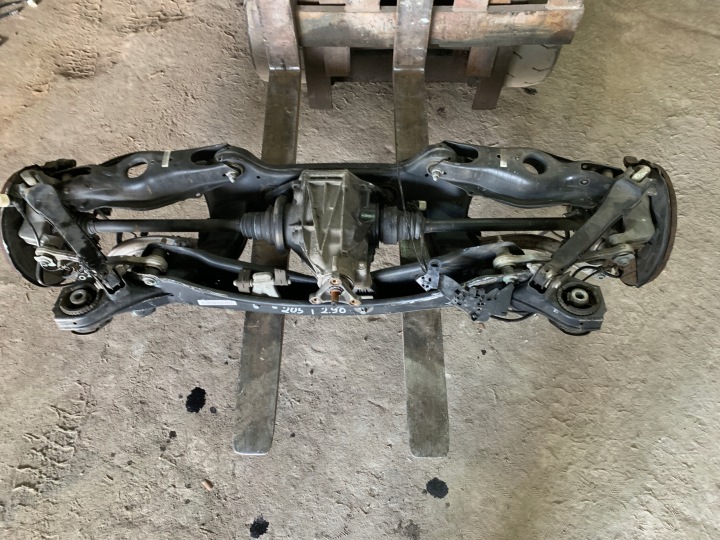 Suspension Arrière Complets MERCEDES W205 2.90 1