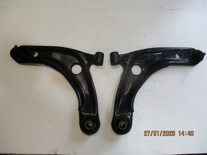 QUERLENKER QUERLENKER TOYOTA YARIS 1,5I 14R HYBR
