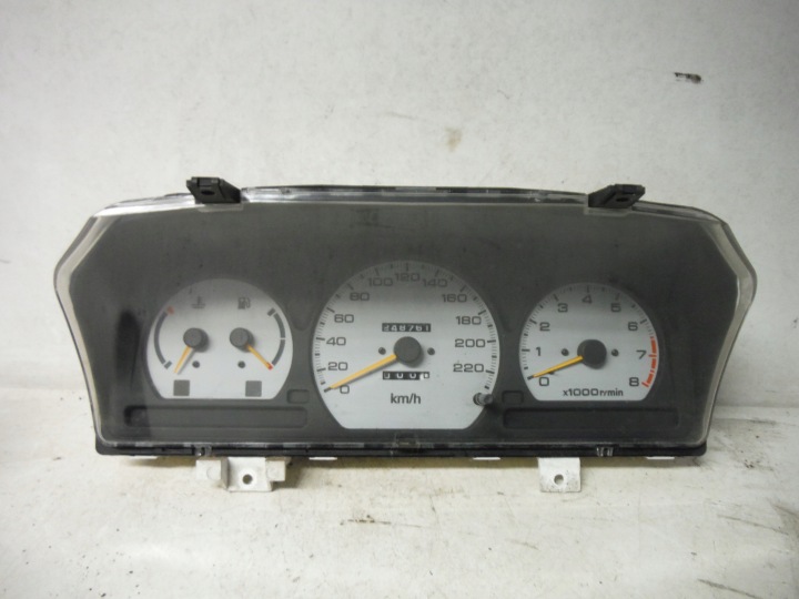 Instruments tachymètre compte tours Mitsubishi Space Runner 1.8 1996r.