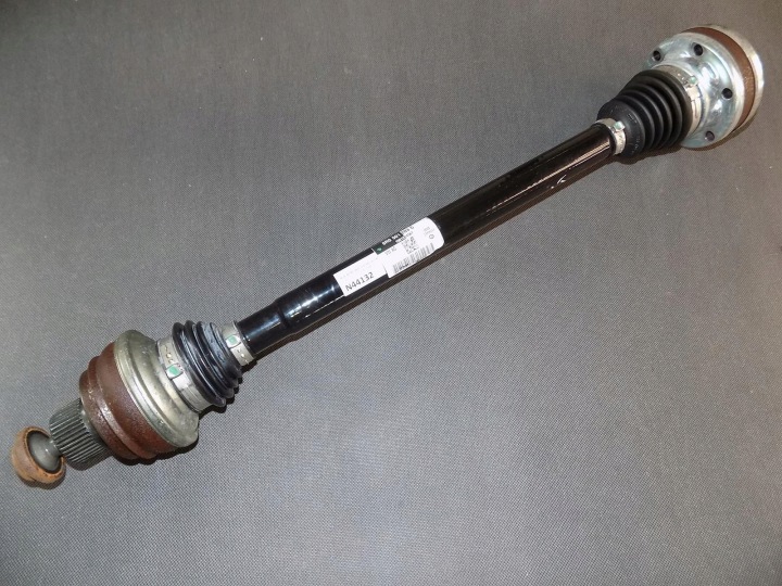 AUDI A7 4G Antriebswelle heck 8R0501203C