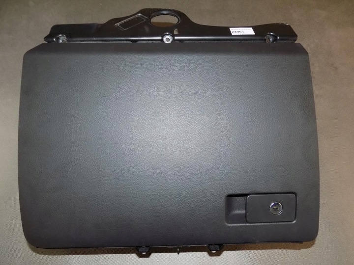 VW PASSAT B6 passenger compartment of the passenger 3C1857097AM