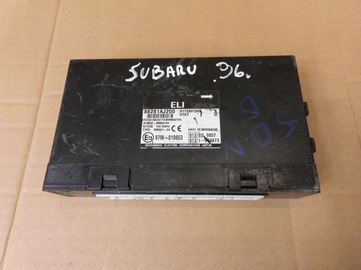 Subaru Forester III module 88281AJ200