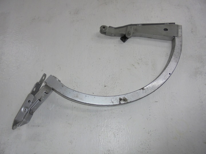 CITROEN C5 III Sedan Scharnier rechts heckklappe heck 08r