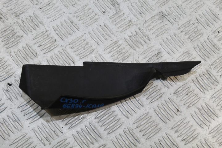 záslepka pod oknom pravá INFINITI FX30 II LIFT