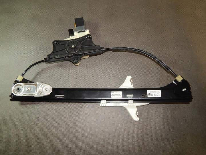 VW PASSAT B8 mechanizmus ablak bal far 3G5839461A