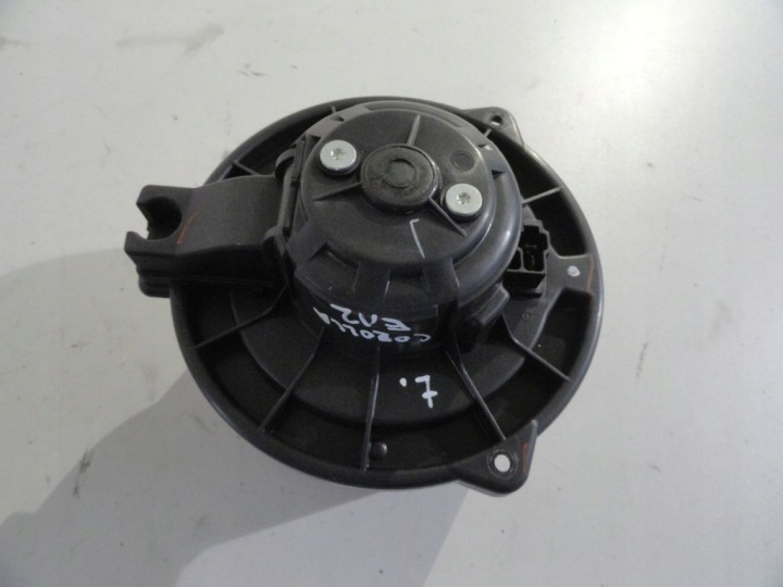 Toyota Corolla E12 heating fan air conditioning devices