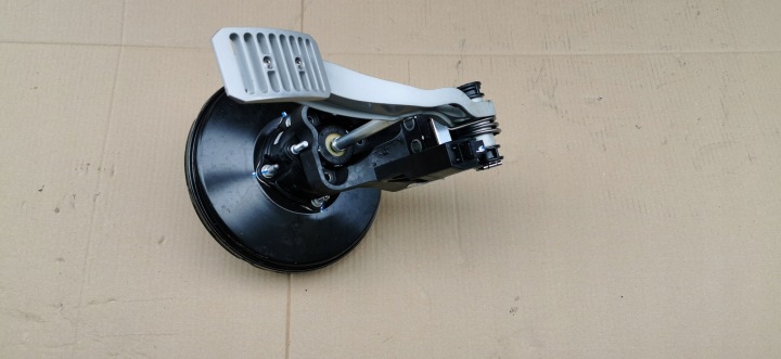 MCLAERN 570S PEDAL FRENO SERVO
