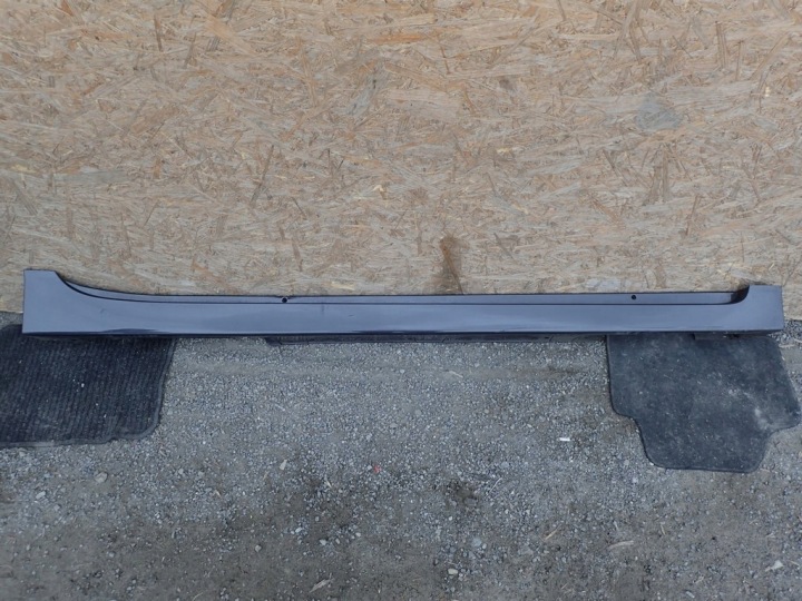 MOULAGE JUPE JUPE DROITE TOYOTA PRIUS 3 III LIFT