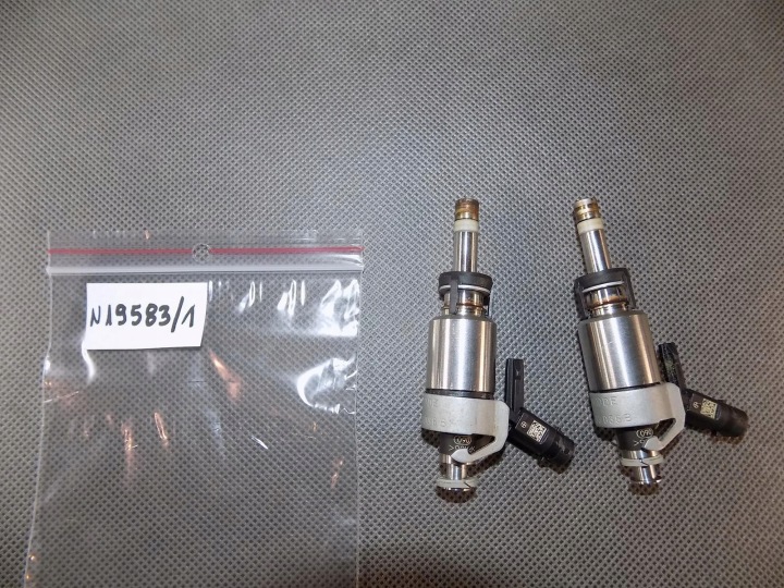 AUDI A3 8V 1.8 TFSI Einspritzdüse Einspritzdüse Pumpe-Düse-Einheit 0261500123